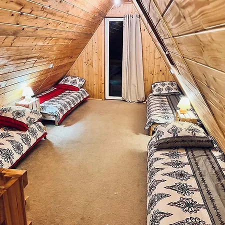 Bacowka Pod Lipa
